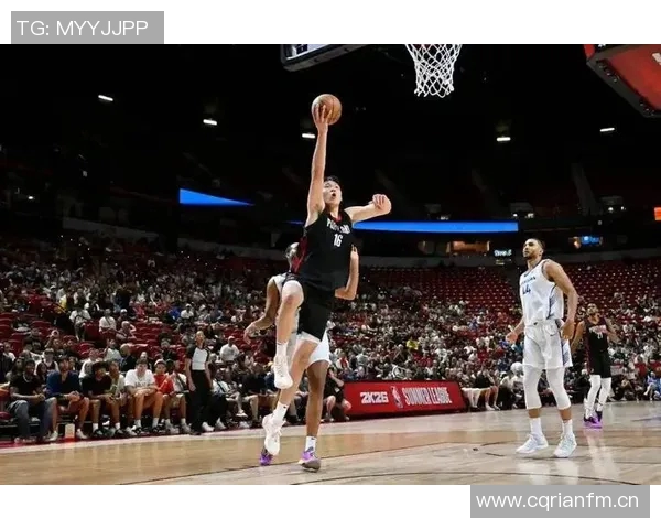 科塔半场表现惊艳7投6中收获13分11板2盖帽助球队掌控局势